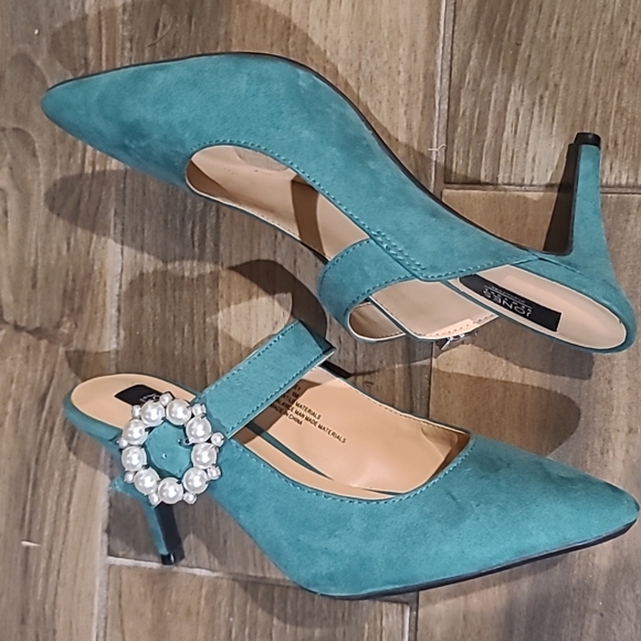 Jones New York green pearls pointed toe clogs slides sz.8 - Picture 4 of 8